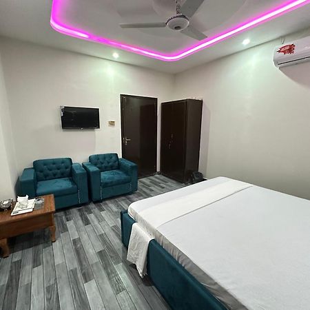 Decent Lodge Guest House Islamabad Esterno foto