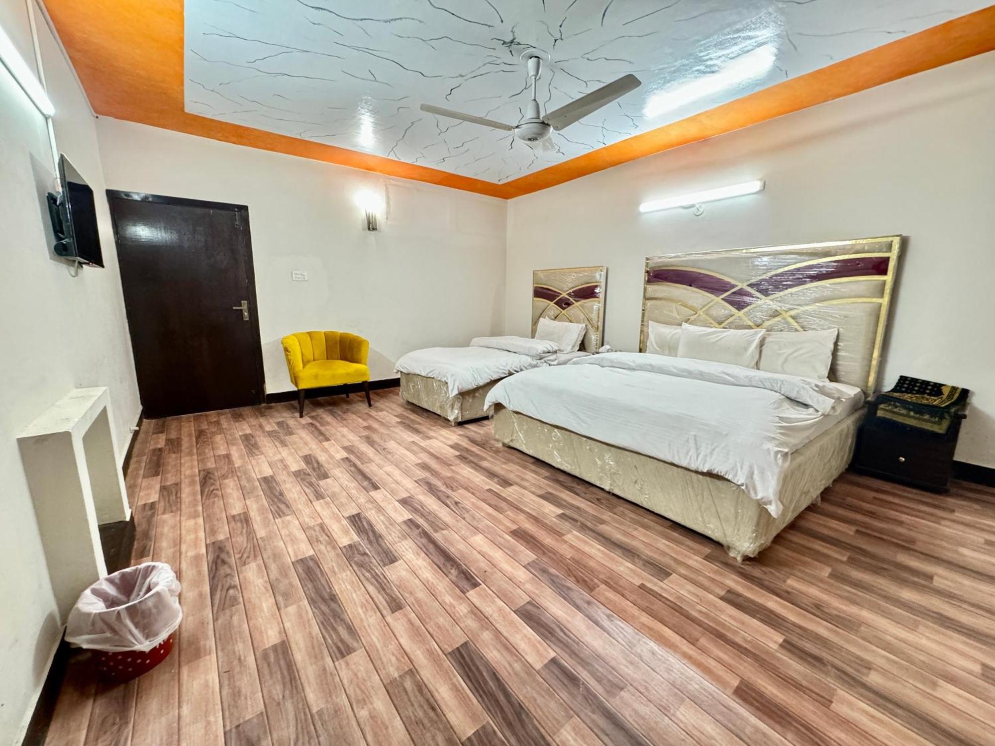 Decent Lodge Guest House Islamabad Esterno foto
