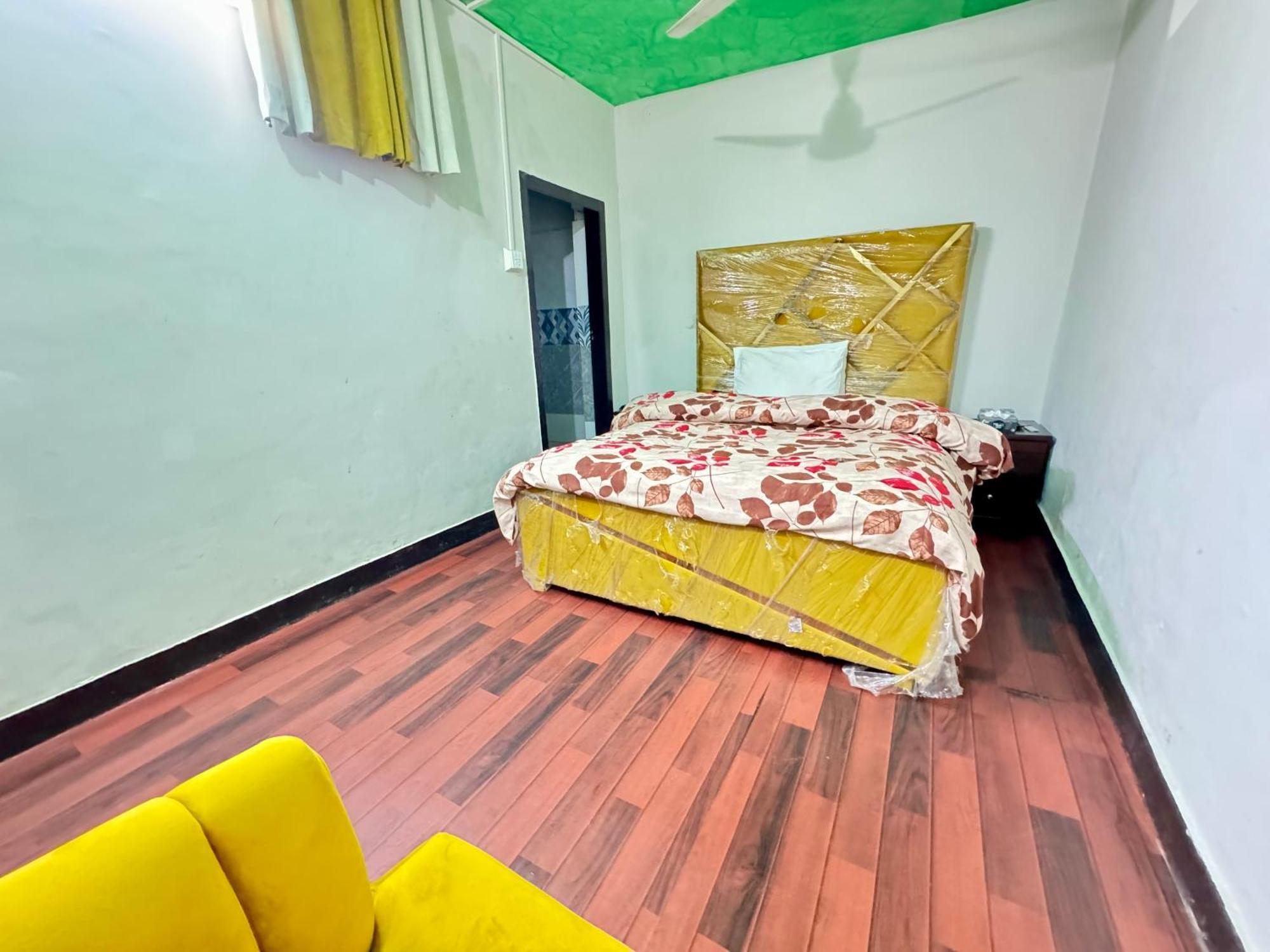 Decent Lodge Guest House Islamabad Esterno foto