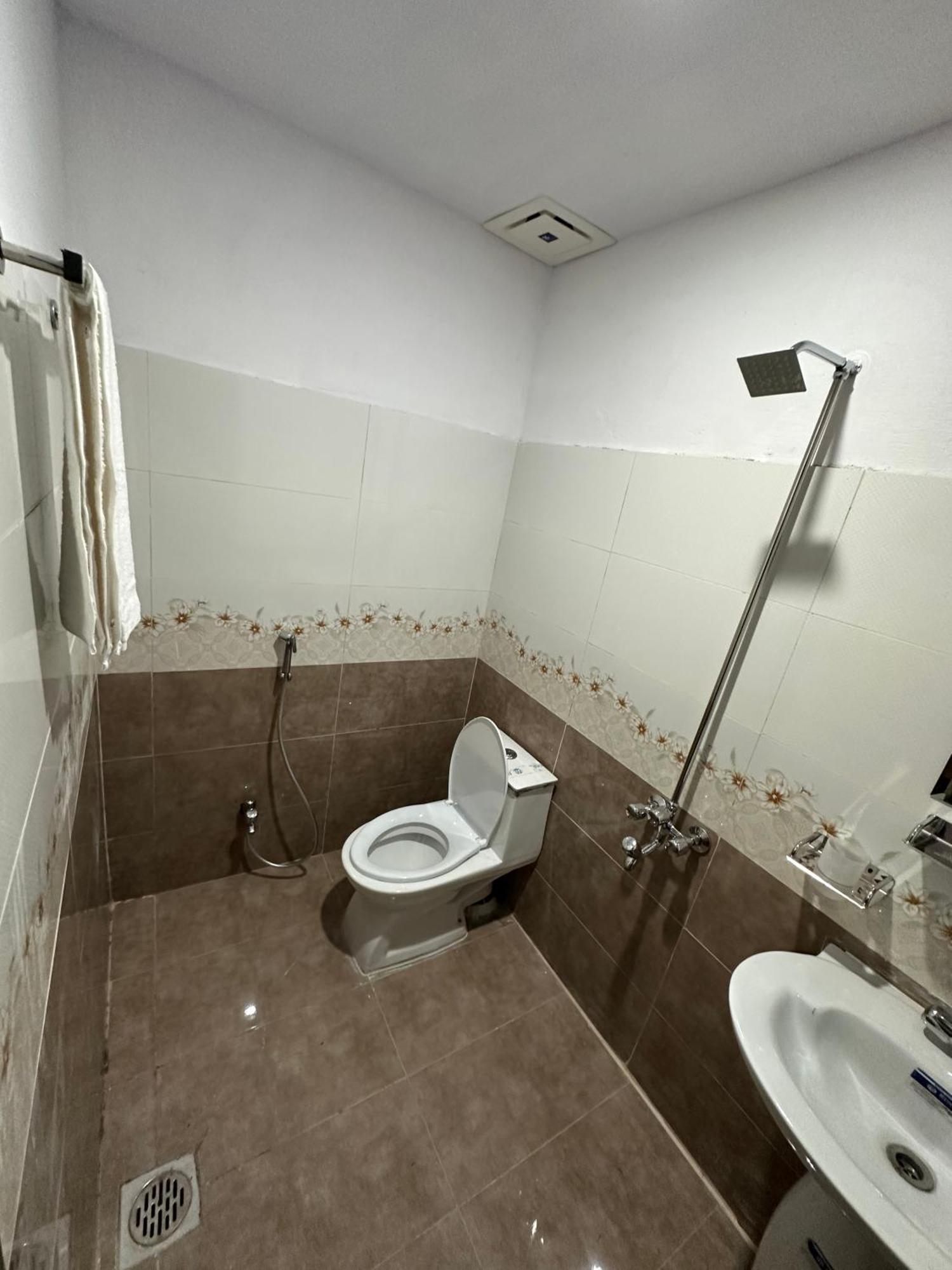Decent Lodge Guest House Islamabad Esterno foto